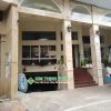 Đá Marble Vàng Kem Chỉ Sofita ốp cột vuông