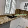 Bàn Bếp Đá Granite Vàng Hoàng Gia