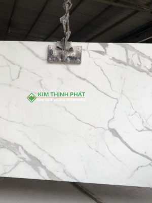 tấm đá trắng sứ vân mây